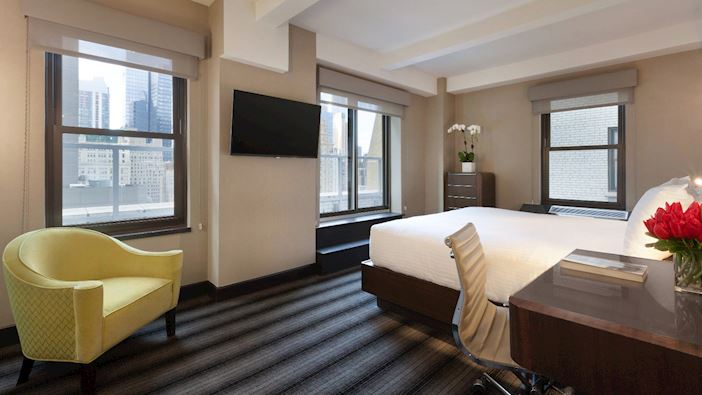 Signature Guest Room with Terrace Hotel Edison Newyork